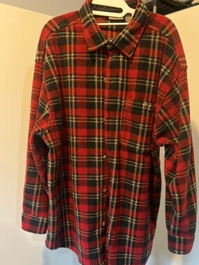 Women's Red Plaid Button-Down Shirt - Classic Overshirt Style